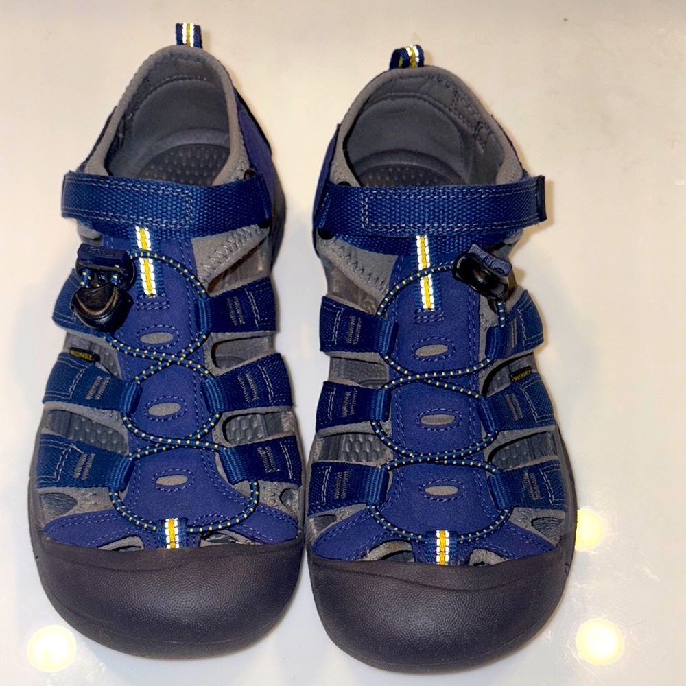 Keen blue sandals